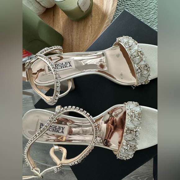 Badgley Mischka block heel - Picture 2 of 3